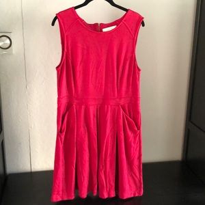 Pink dress with pockets!
